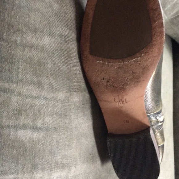 ColeHaan metallic low leather boots. Awesome 🐨💕 - Picture 4 of 5